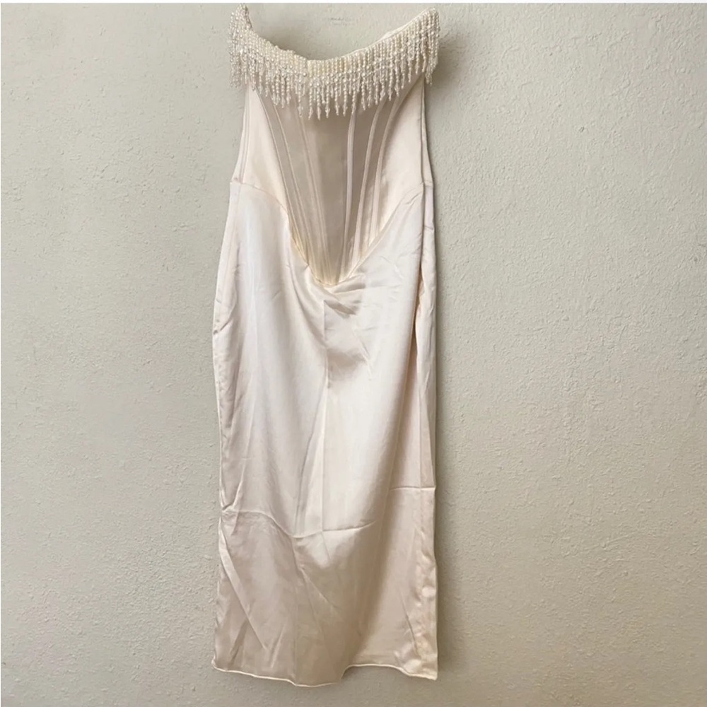 Elegant Cream Beaded Women's Nightgown
